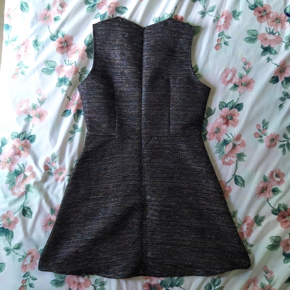 Metallic Key Hole Sparkle A Line Party Dress - Picture 2 of 9